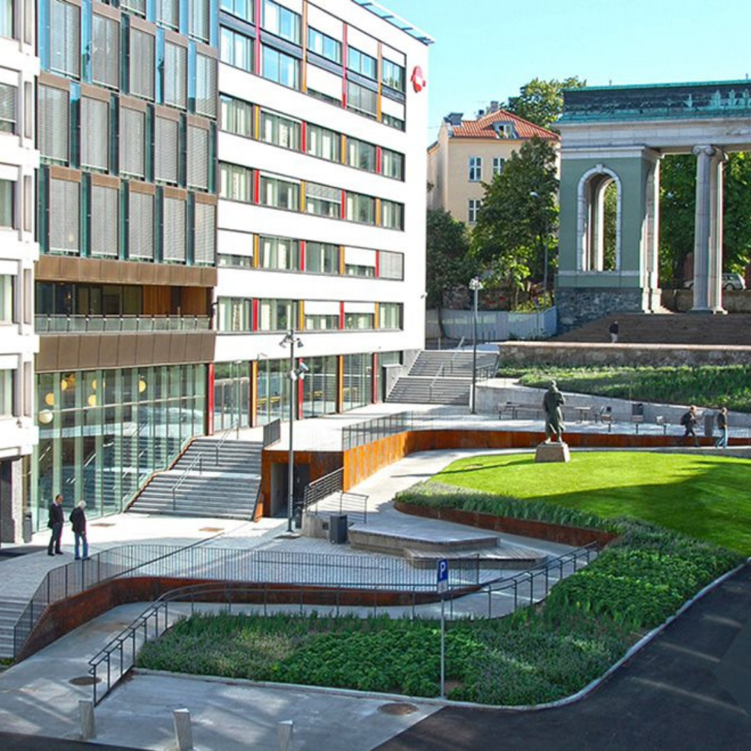 Figur 2: Schandorffs Plads i Oslo. Foto: Østengen og Bergo